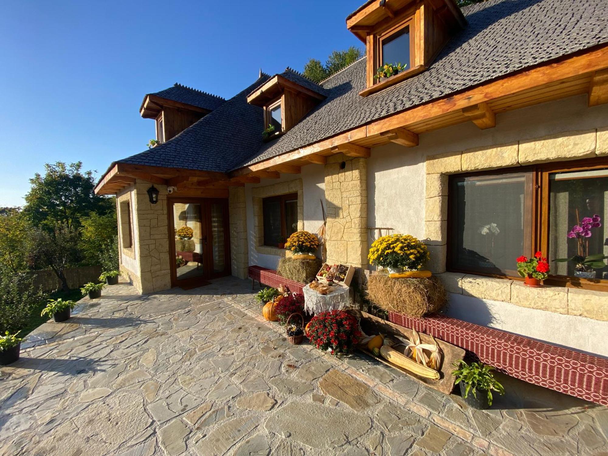 Вілла Casa Cu Sindrila Валеній-де-Мунте Екстер'єр фото
