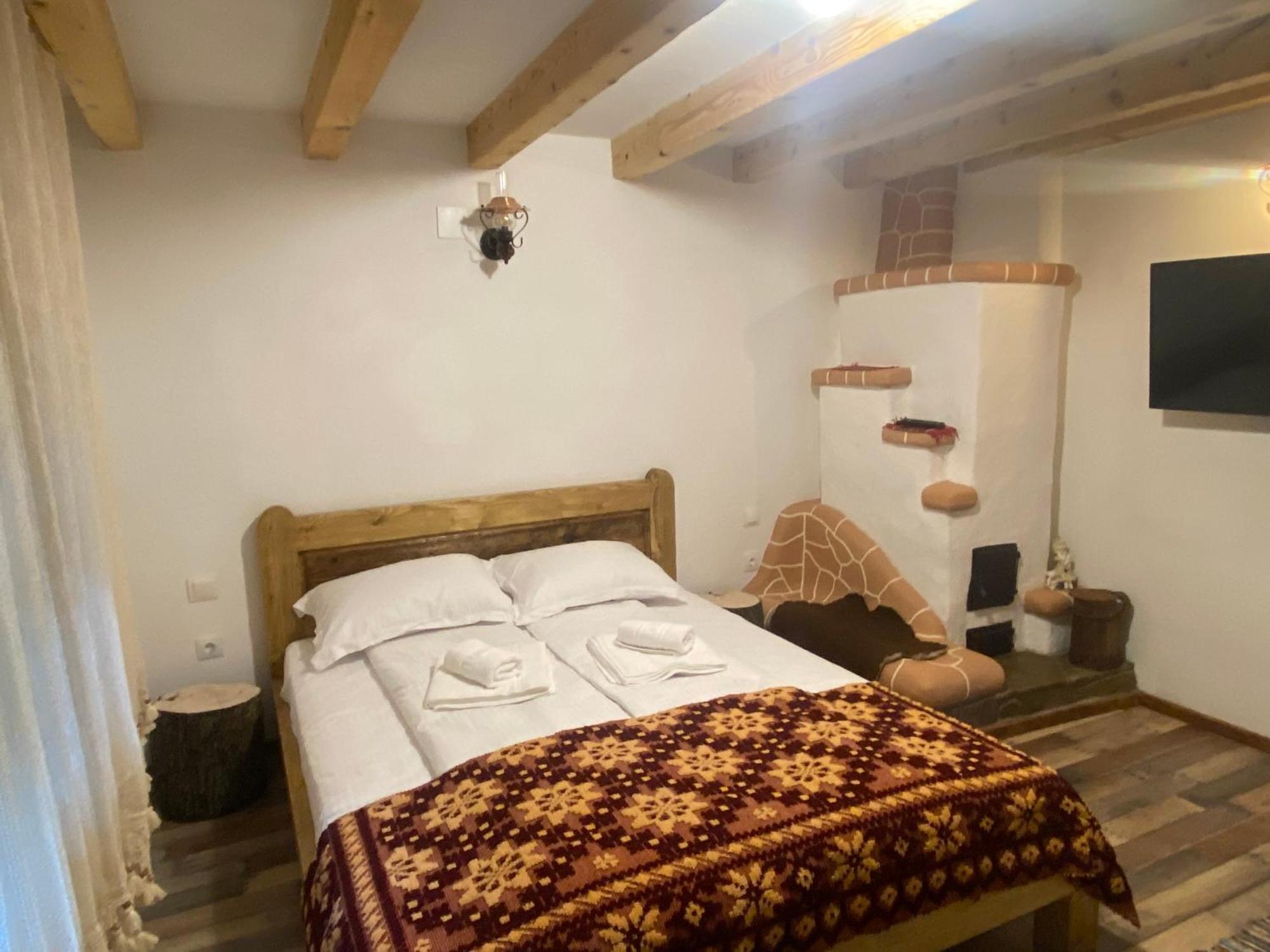 Вілла Casa Cu Sindrila Валеній-де-Мунте Екстер'єр фото