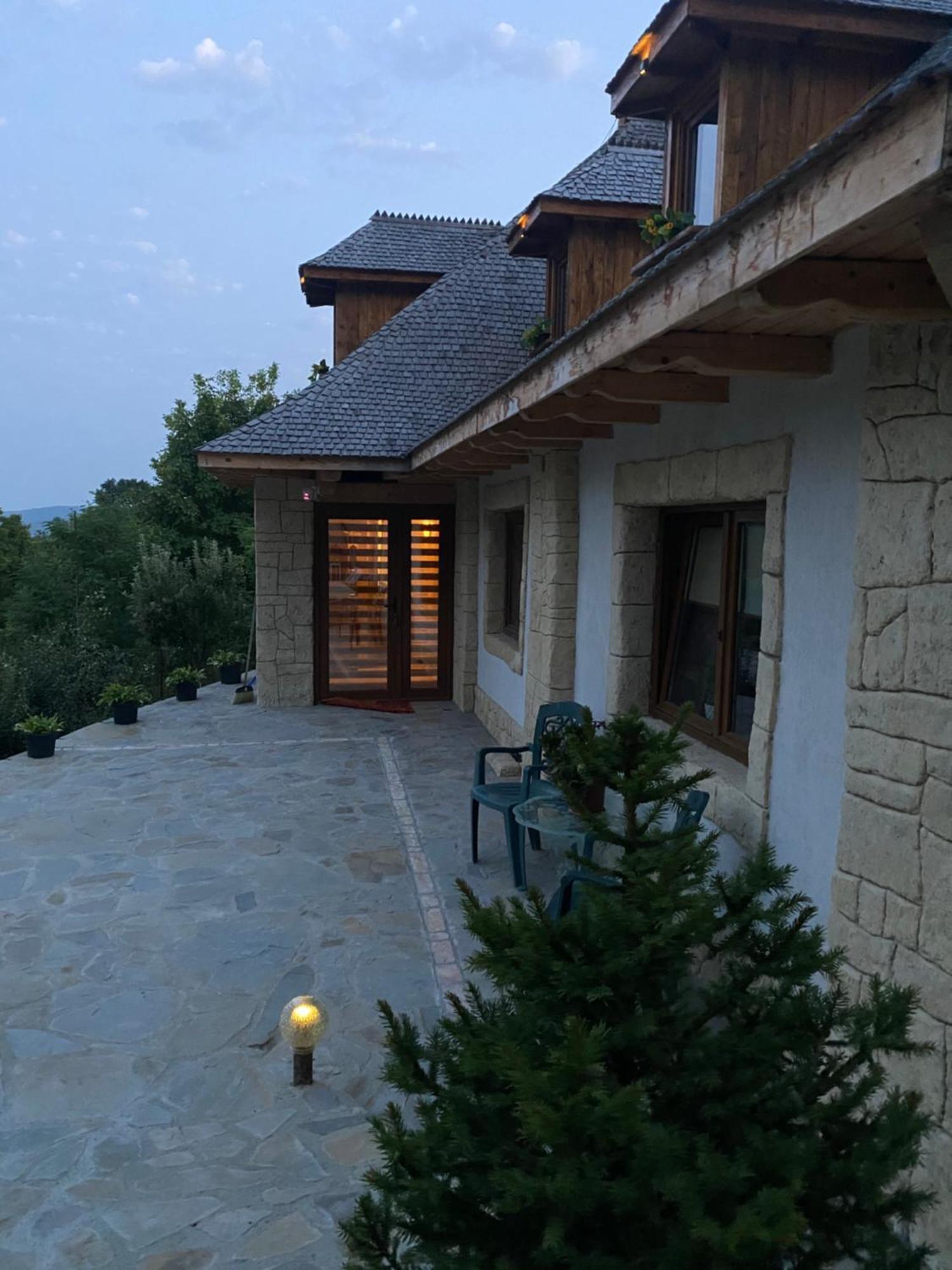 Вілла Casa Cu Sindrila Валеній-де-Мунте Екстер'єр фото